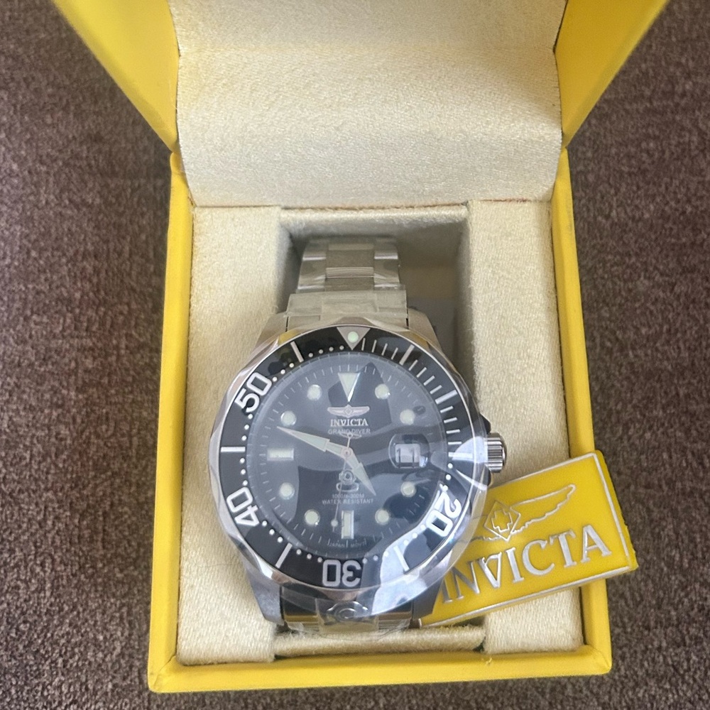 Invicta Grand Diver Men’s Watch model 3044